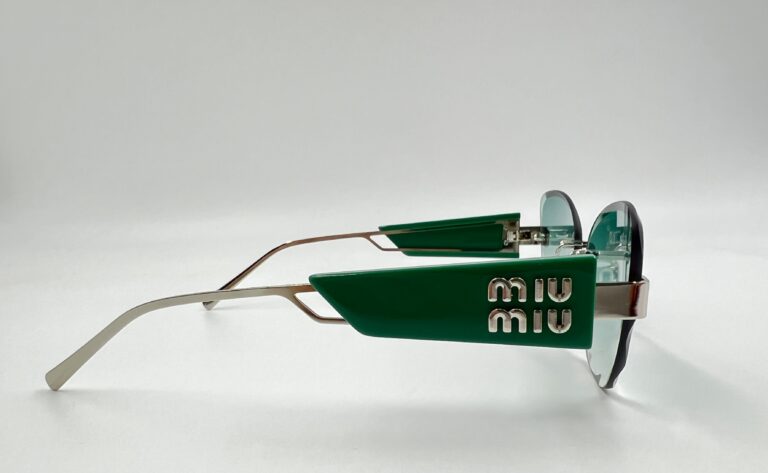 Солнцезащитные очки MIU MIU 127AV ZVF-10 - Фото 4